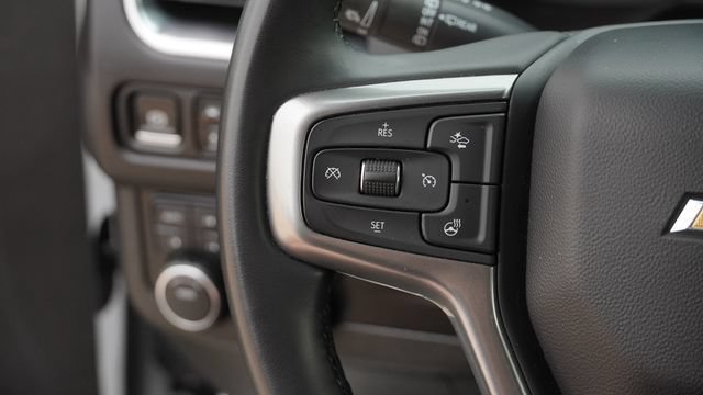 Used 2024 Chevrolet Suburban Premier AWD/4WD image 29
