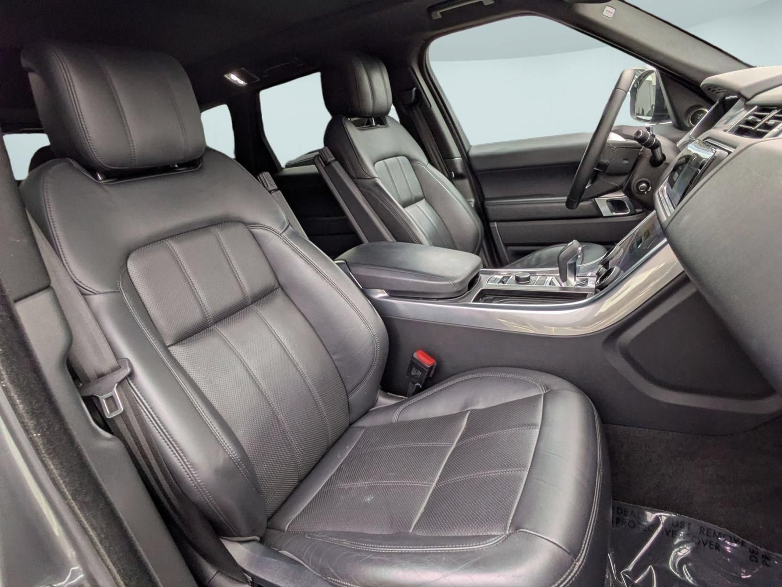 Used 2018 Land Rover Range Rover Sport HSE AWD/4WD image 30