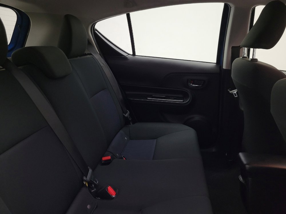 Used 2018 Toyota Prius C Three w/ Carpet Mat Package image 19