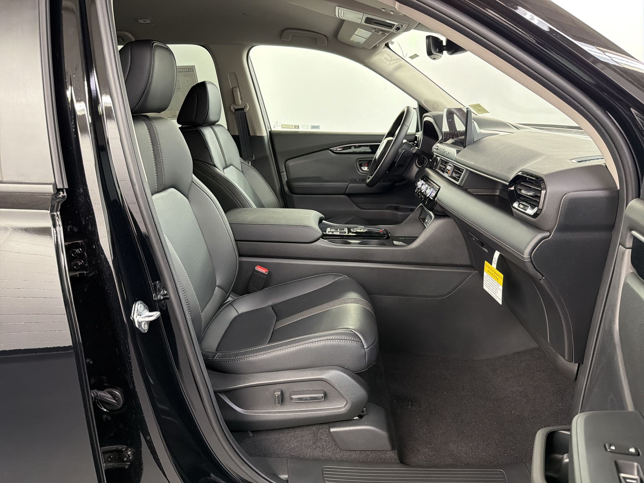 New 2026 Honda Passport RTL image 30