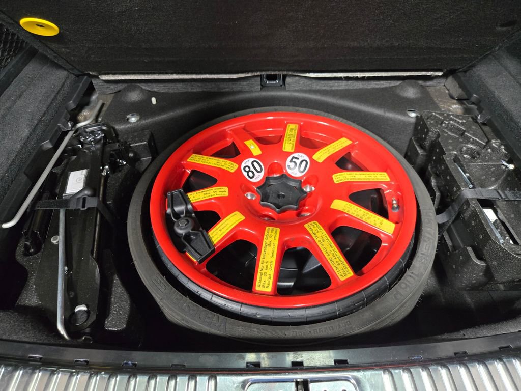 Used 2018 Porsche Cayenne image 45