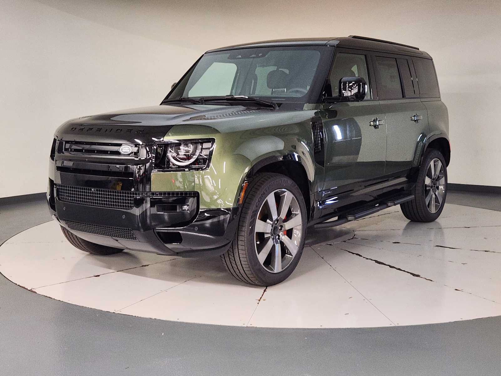 New 2026 Land Rover Defender 110 X AWD/4WD image 2