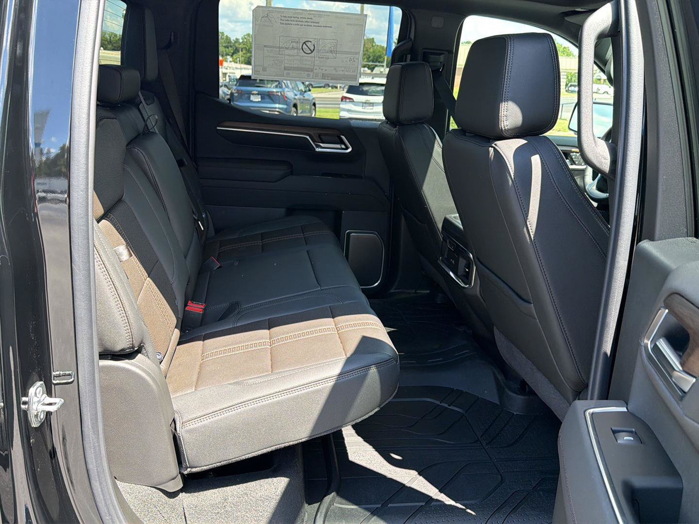 New 2026 Chevrolet Silverado 1500 High Country w/ High Country Premium Package AWD/4WD image 13