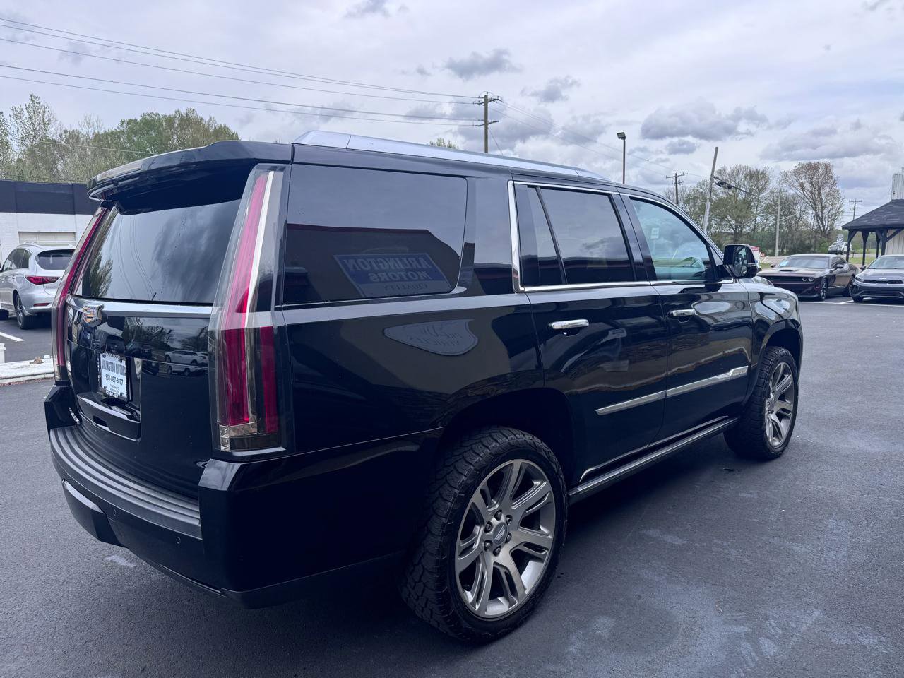 Used 2016 Cadillac Escalade Premium image 6