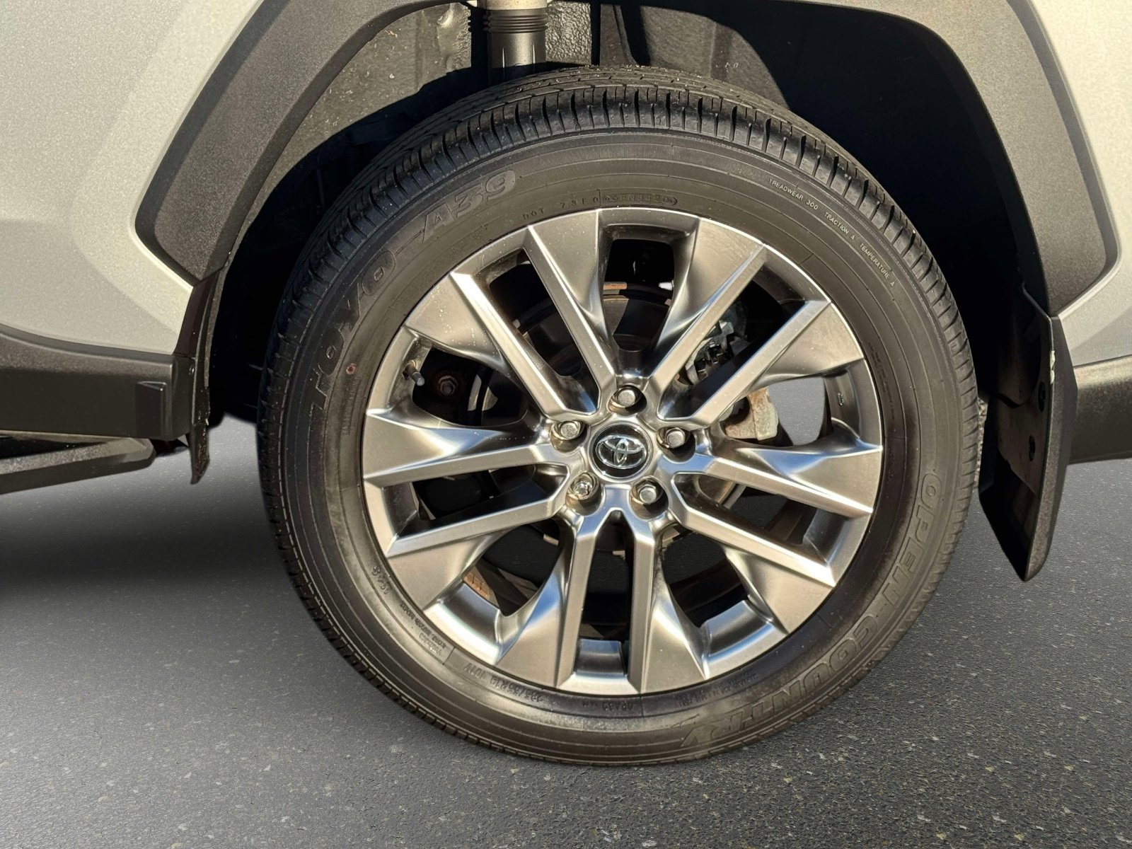 Certified 2021 Toyota RAV4 Limited w/ Limited Grade Weather Package AWD/4WD image 11