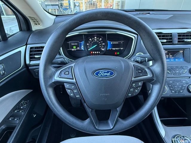 Used 2018 Ford Fusion S FWD image 23