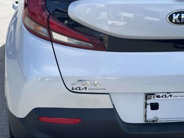 Certified 2020 Kia Soul LX image 16