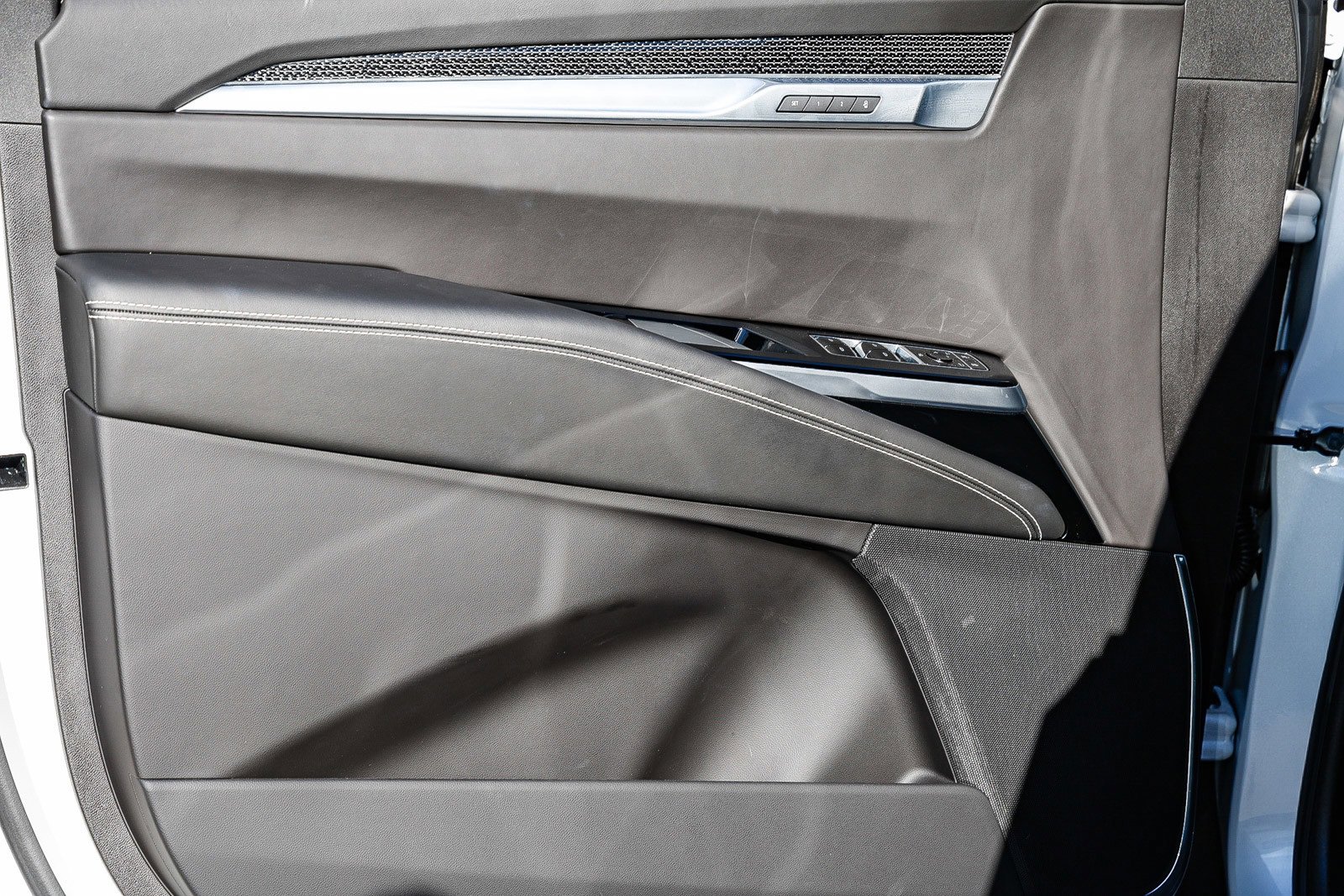 Used 2025 Cadillac Escalade V w/ LPO, Floor Liner Package image 22