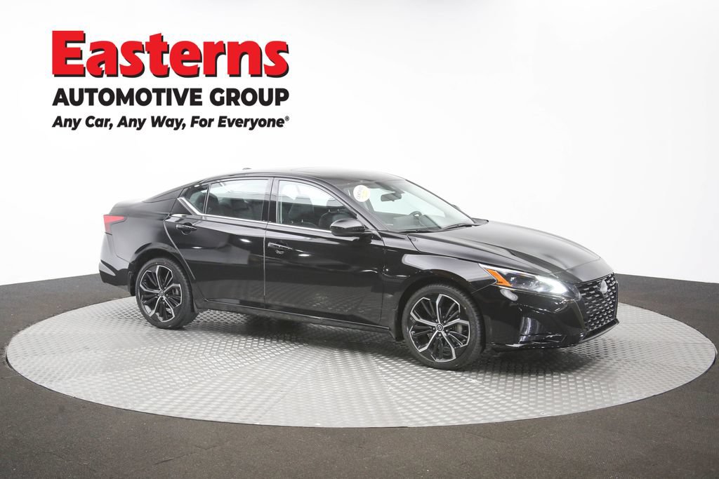 Used 2023 Nissan Altima 2.5 SR w/ SR Premium Package AWD/4WD image 48