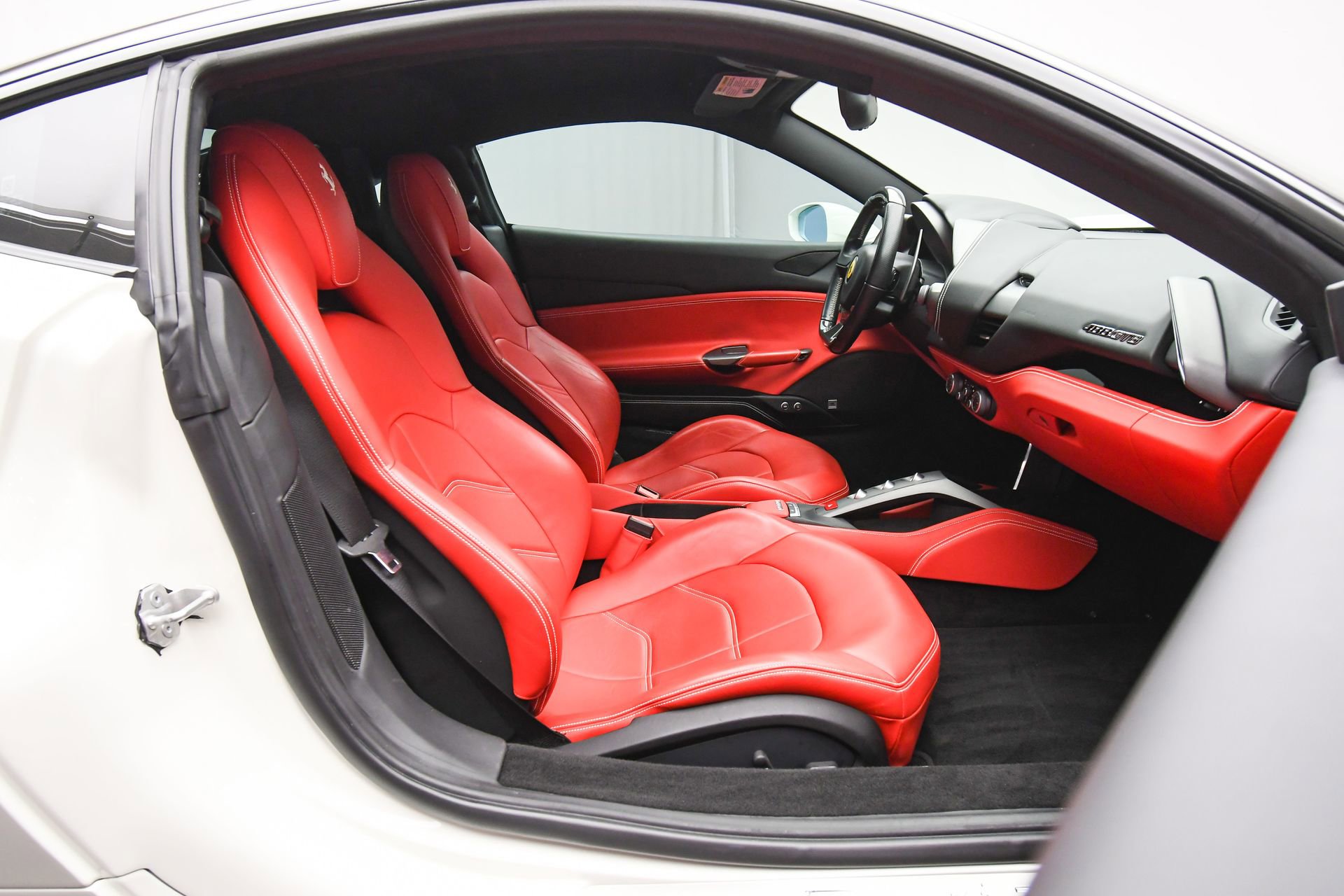 Used 2016 Ferrari 488 GTB image 49