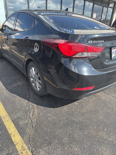 Used 2016 Hyundai Elantra SE w/ Option Group 02 image 4