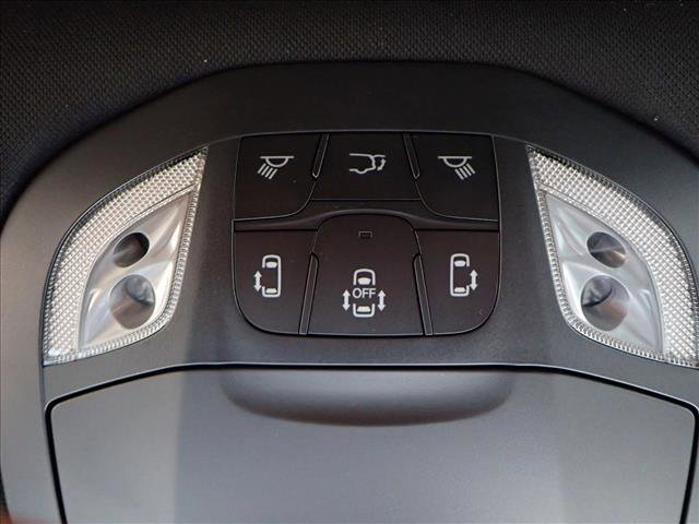 New 2026 Chrysler Pacifica Limited w/ Uconnect Theater Family Group image 27