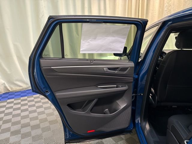 New 2025 Volkswagen Atlas Cross Sport SE image 27