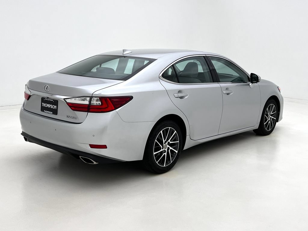 Used 2016 Lexus ES 350 w/ Navigation System Package FWD image 8