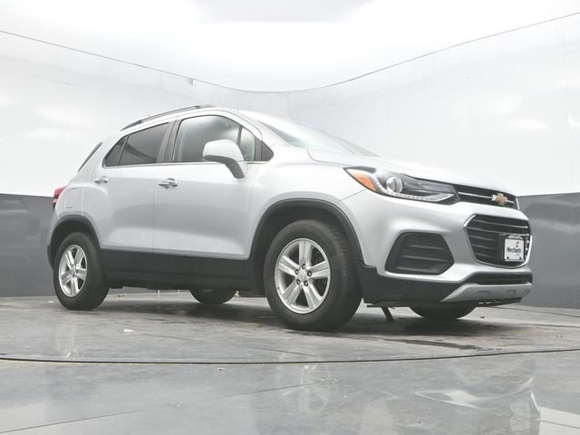 Used 2019 Chevrolet Trax LT w/ LT Convenience Package image 26