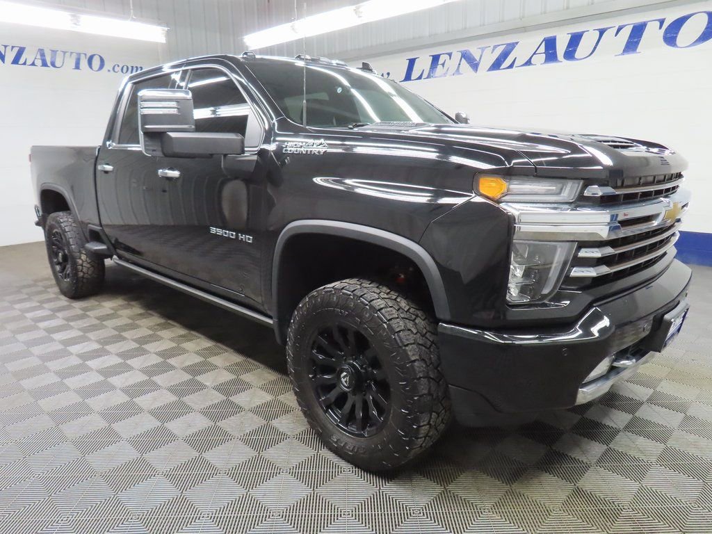Used 2023 Chevrolet Silverado 3500 High Country w/ Z71 Off-Road Package video 3