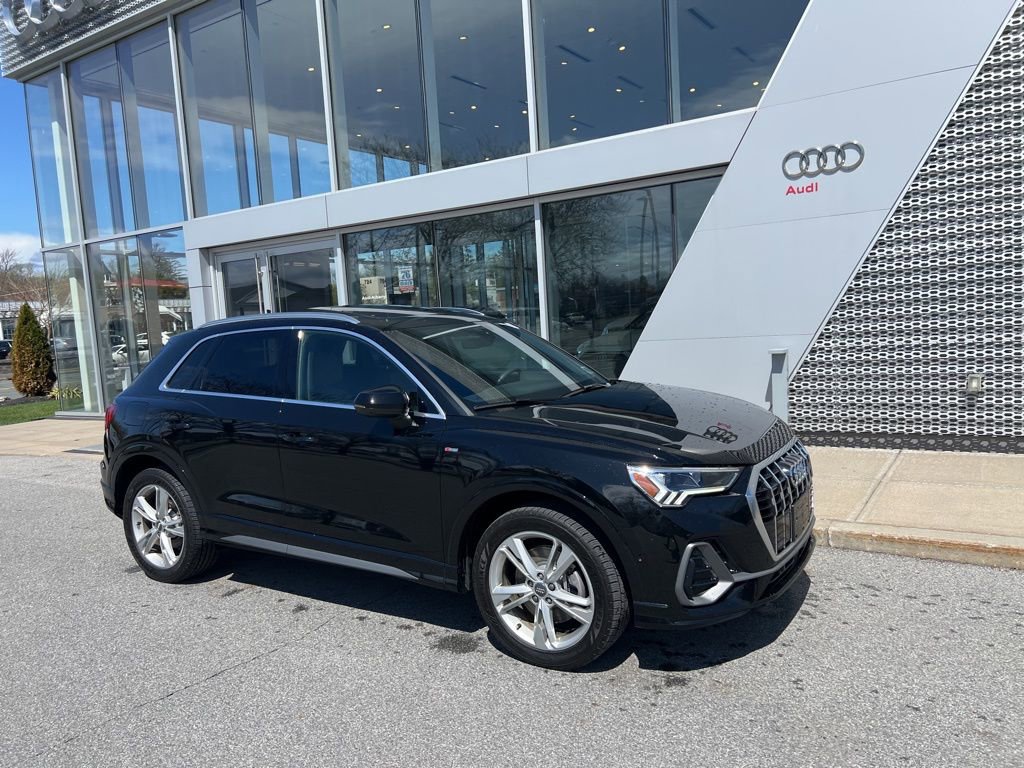 Used 2020 Audi Q3 2.0T Prestige w/ Prestige Package image 8