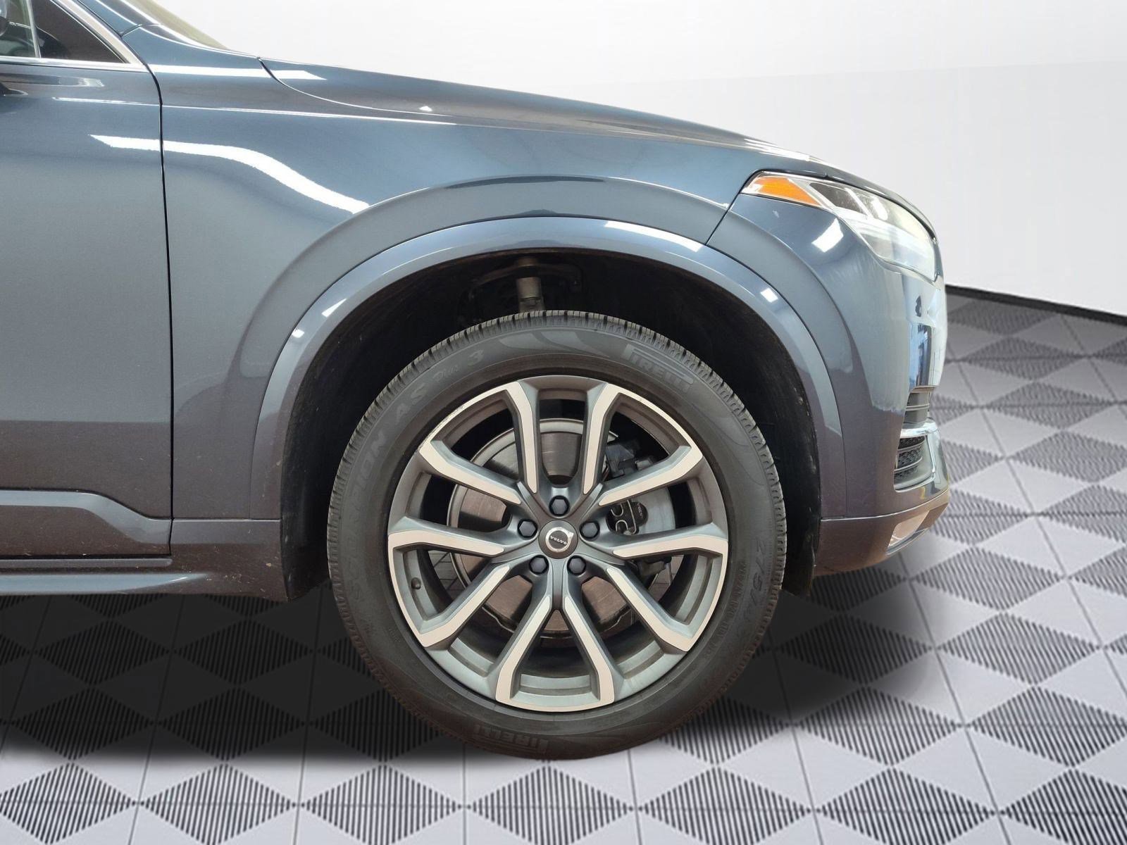 Used 2019 Volvo XC90 T6 Momentum w/ Protection Package Premier image 11