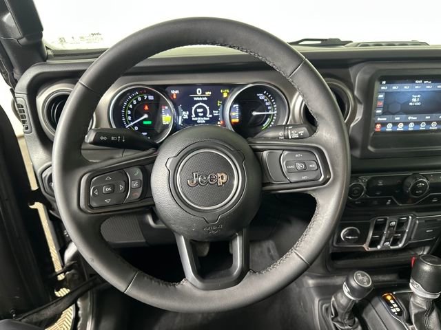 Used 2023 Jeep Wrangler Unlimited image 14