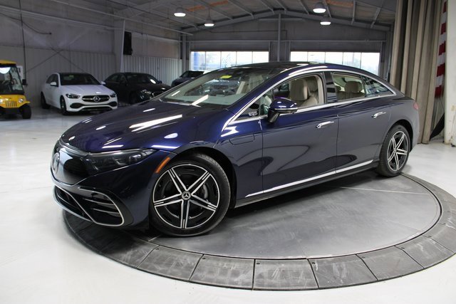 Used 2023 Mercedes-Benz EQS 580 4MATIC Sedan image 4