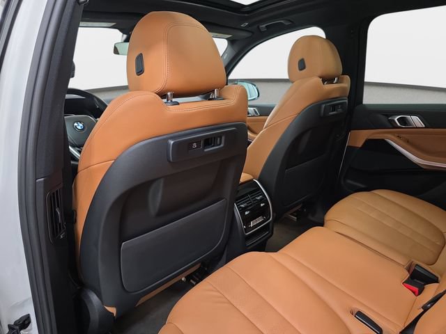 Used 2021 BMW X5 xDrive40i w/ Convenience Package AWD/4WD image 12