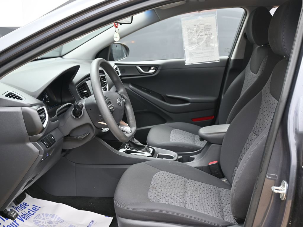 Used 2018 Hyundai Ioniq Blue image 18