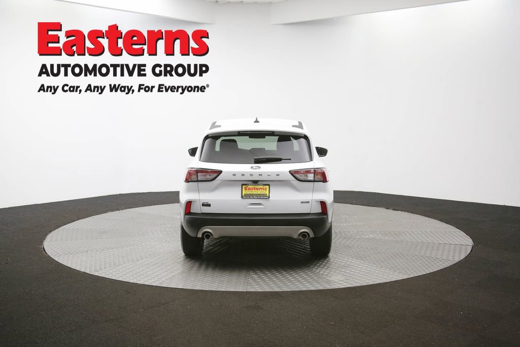 Used 2022 Ford Escape SE image 36