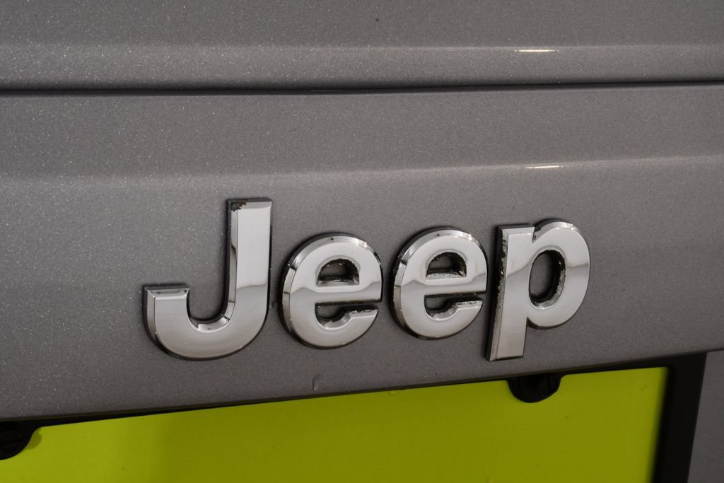 Used 2017 Jeep Patriot Latitude FWD image 21