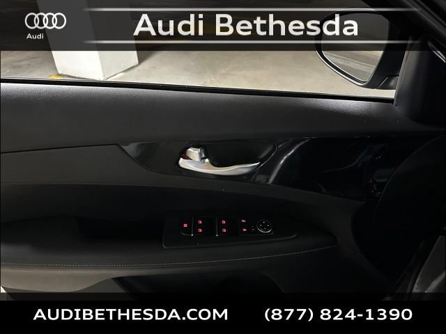 Used 2024 Kia Forte GT-Line w/ GT-Line Premium Package FWD image 14
