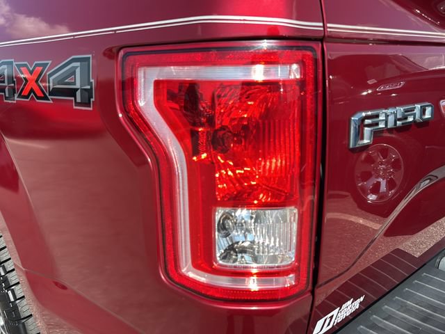 Used 2015 Ford F150 XLT w/ Equipment Group 302A Luxury AWD/4WD image 27