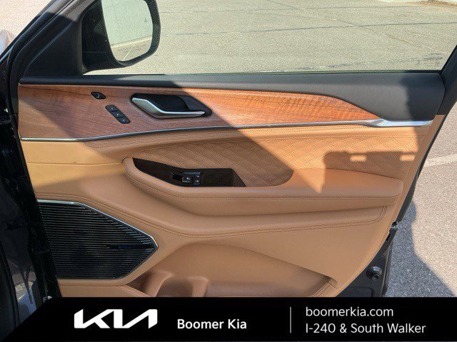 Used 2022 Jeep Grand Cherokee Summit image 10