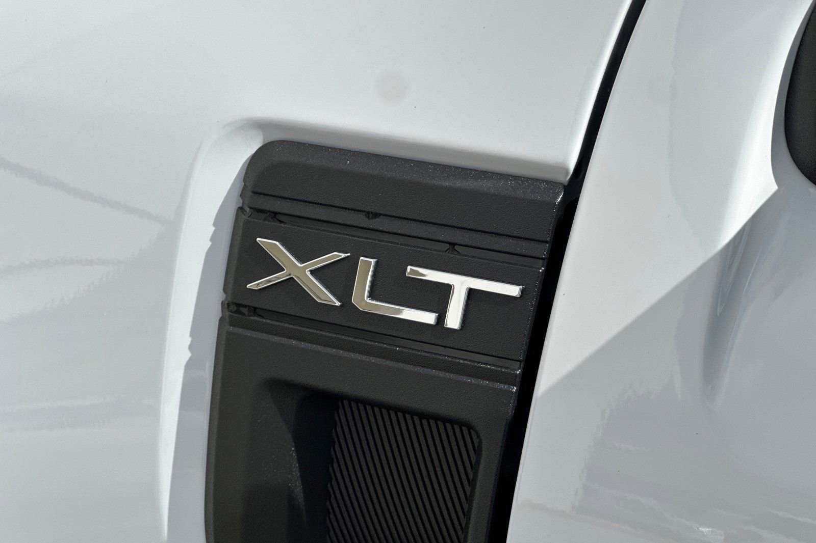 New 2026 Ford Maverick XLT image 24