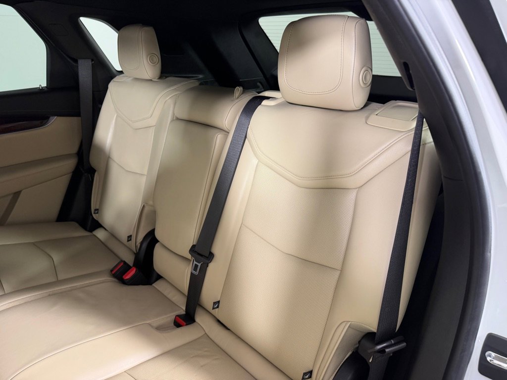 Used 2019 Cadillac XT5 Premium Luxury w/ LPO, Radiant Package image 21