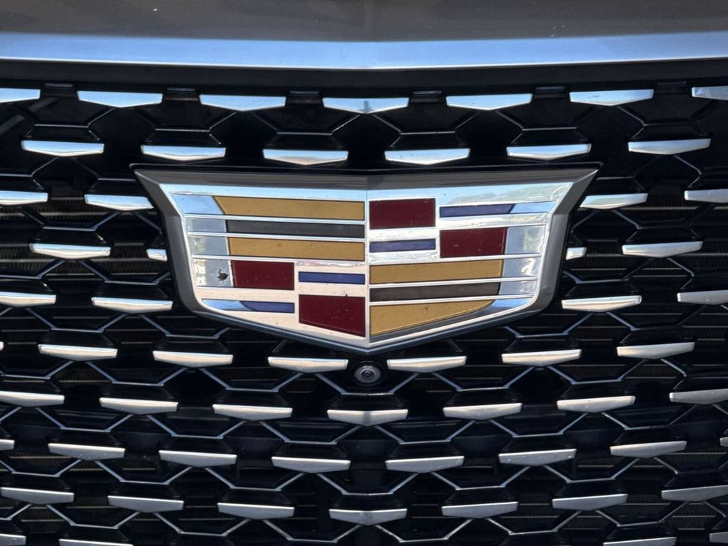 Used 2021 Cadillac Escalade ESV Premium Luxury w/ Driver Assist Tech Package AWD/4WD image 9