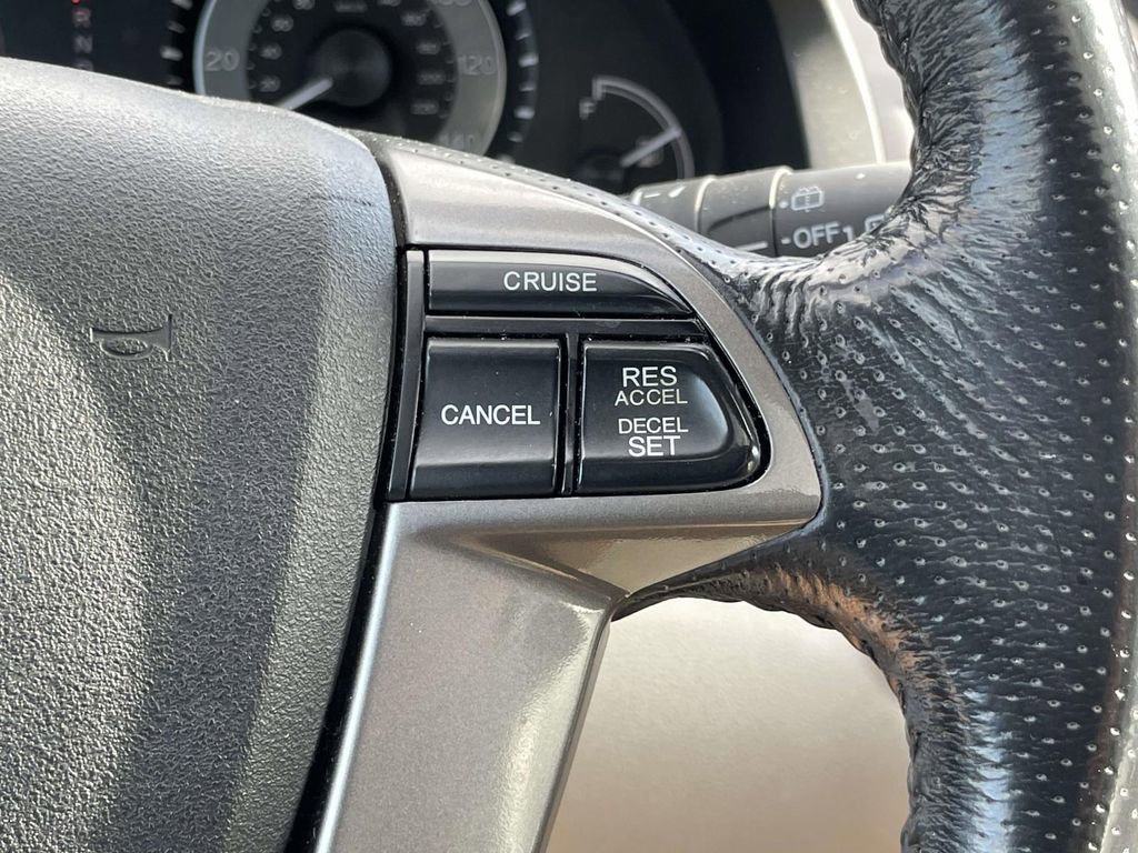 Used 2015 Honda Odyssey EX-L image 23