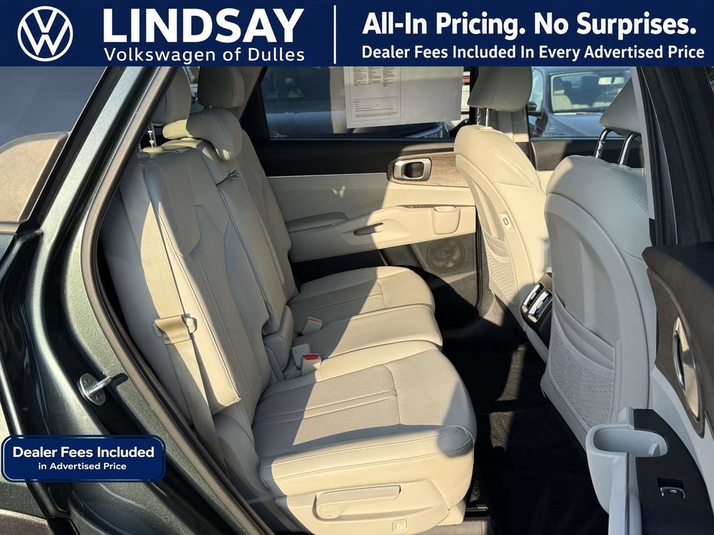 Used 2022 Kia Sorento S w/ Panoramic Sunroof Package AWD/4WD image 15