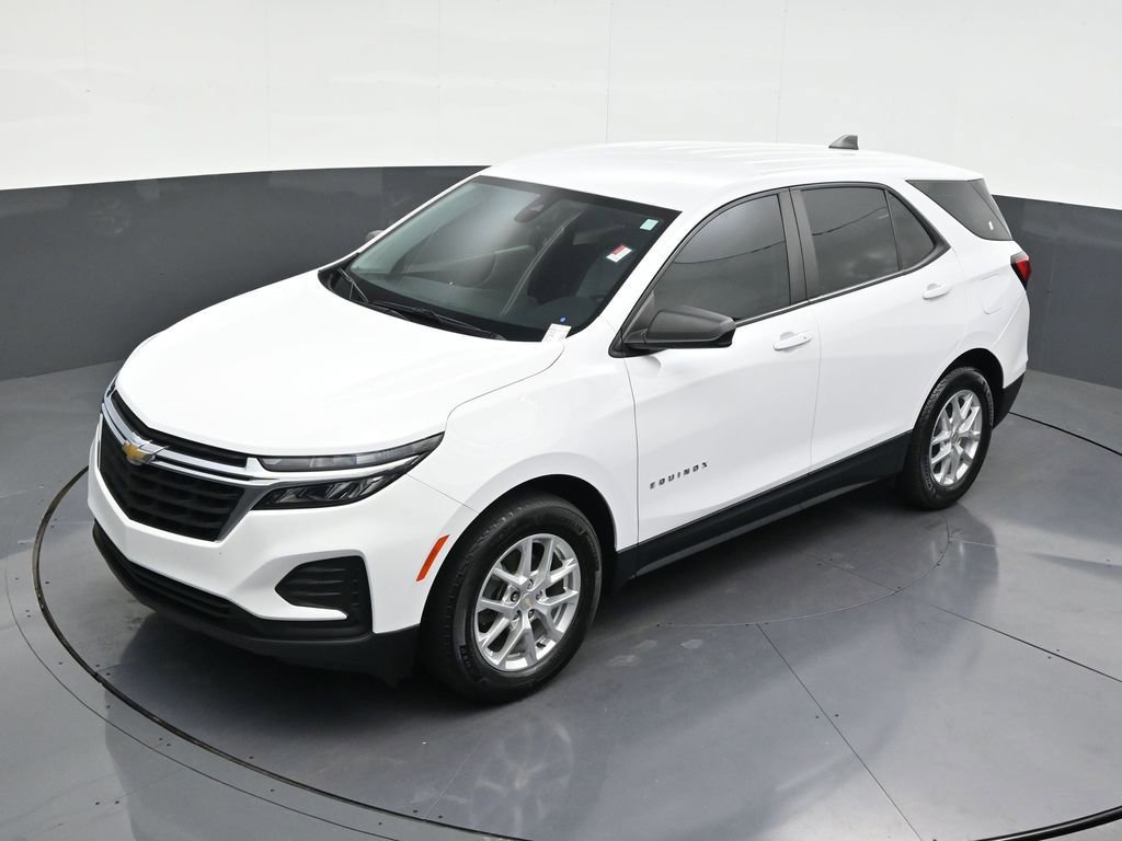 Used 2024 Chevrolet Equinox LS FWD image 17