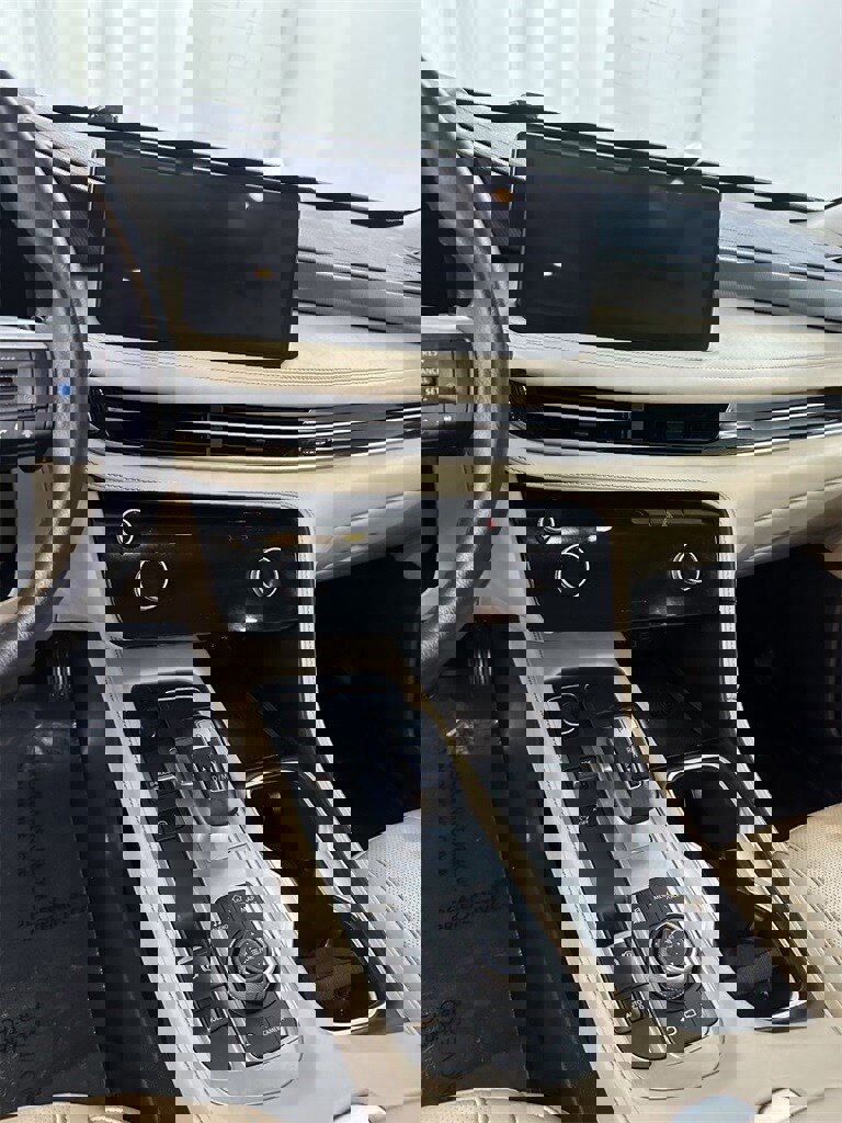 Used 2023 INFINITI QX60 Luxe image 19