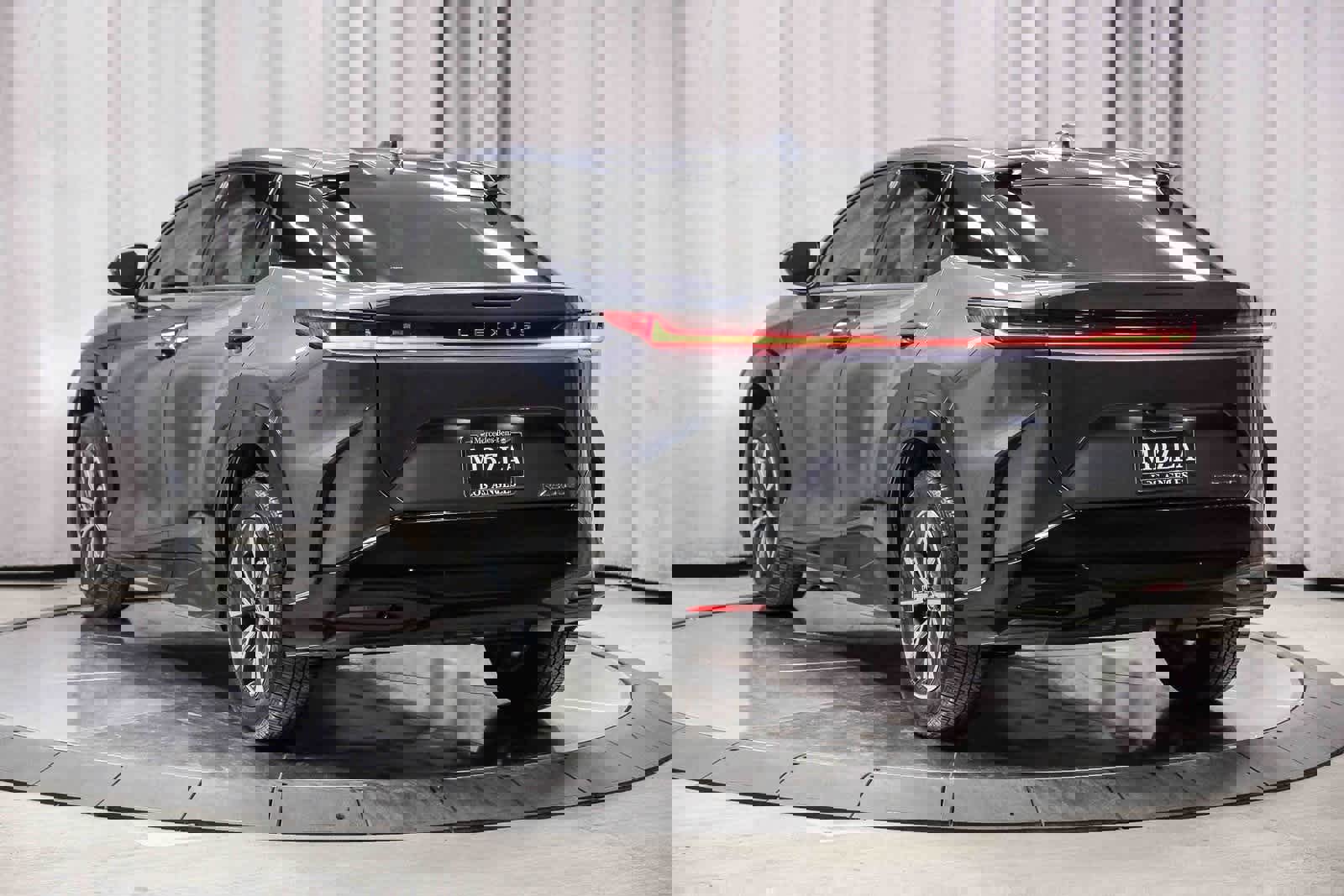 Used 2024 Lexus RZ 300e Premium image 2