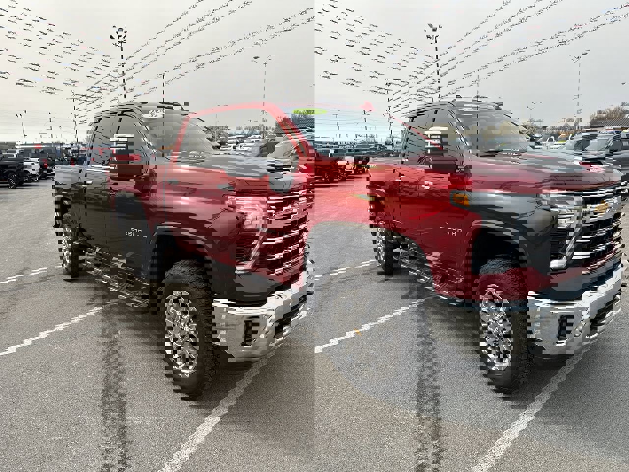 Used 2024 Chevrolet Silverado 2500 LTZ w/ LTZ Premium Package image 15