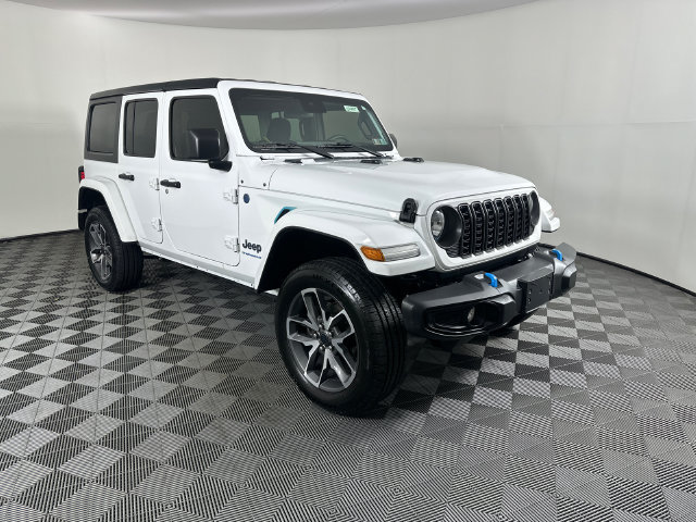 Certified 2024 Jeep Wrangler Unlimited AWD/4WD image 2