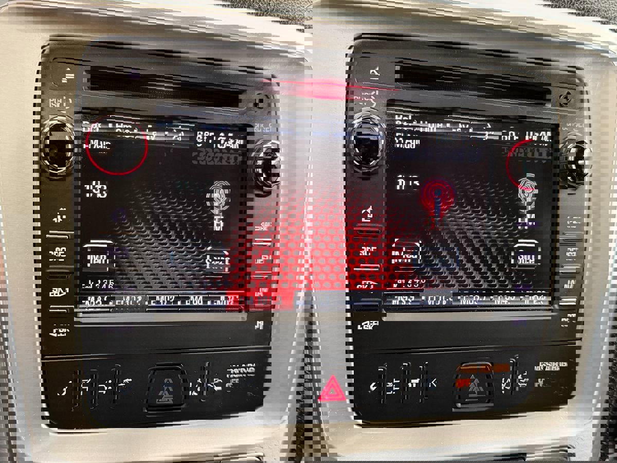 Used 2017 GMC Acadia Limited SLT image 25