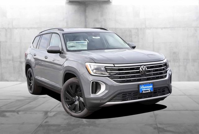 New 2026 Volkswagen Atlas SE image 2