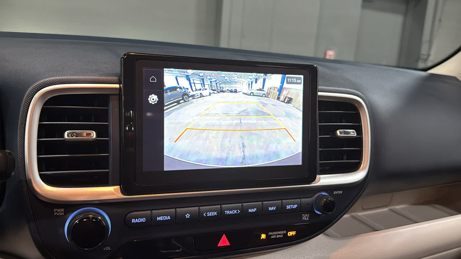 Used 2023 Hyundai Venue Limited w/ Cargo Package FWD image 16