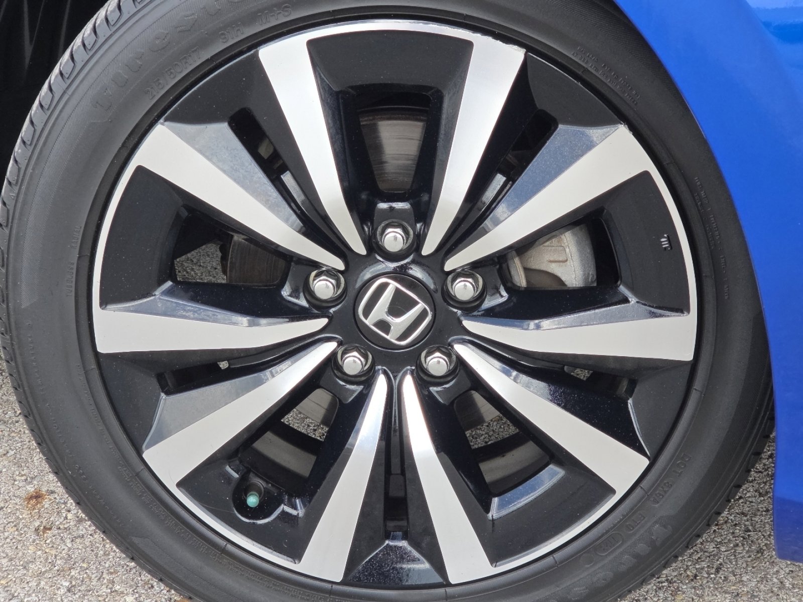 Used 2023 Honda Civic EX image 9