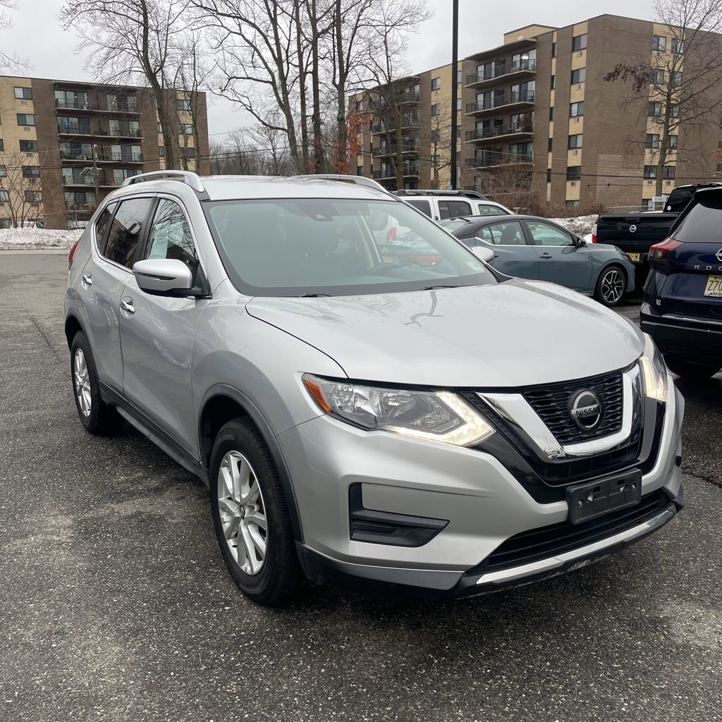 Used 2020 Nissan Rogue SV image 21