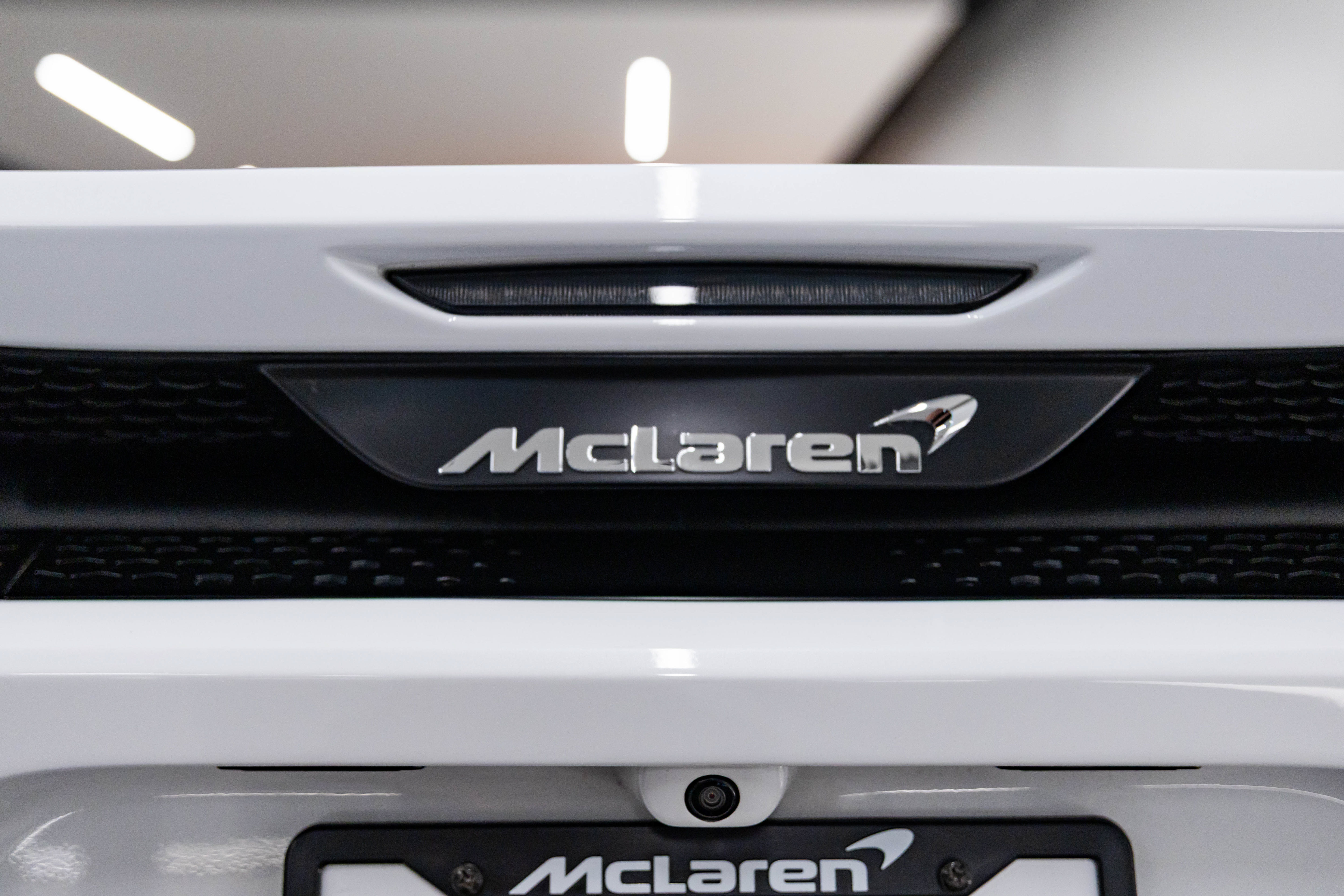 Used 2020 McLaren GT RWD image 31