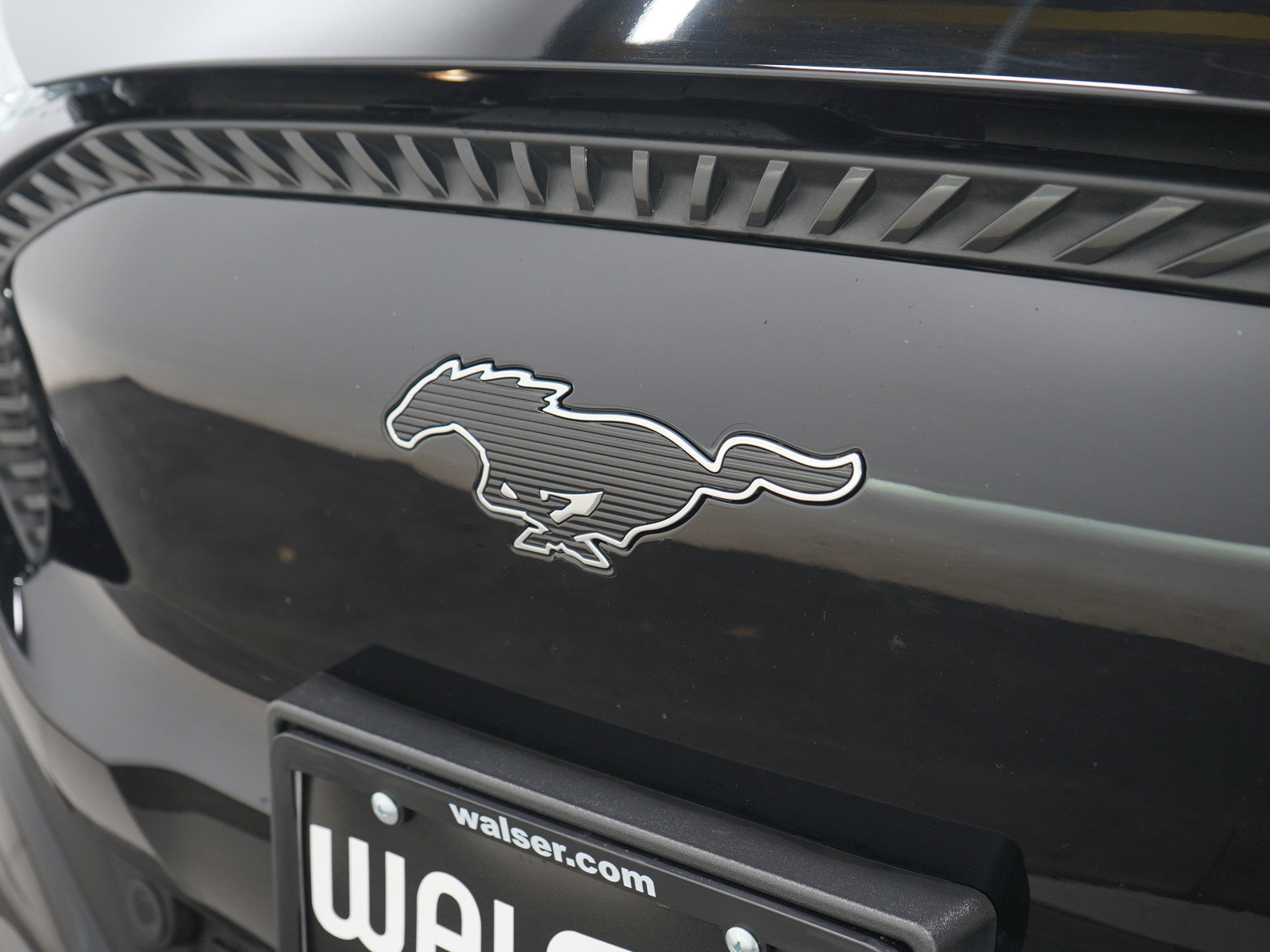 Used 2021 Ford Mustang Mach-E Select w/ Comfort/Appearance Package AWD/4WD image 25