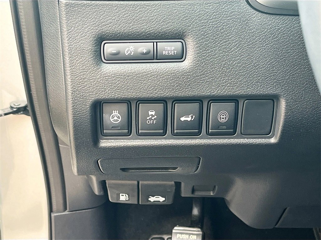 Used 2023 Nissan Murano Platinum w/ Cargo Package image 10