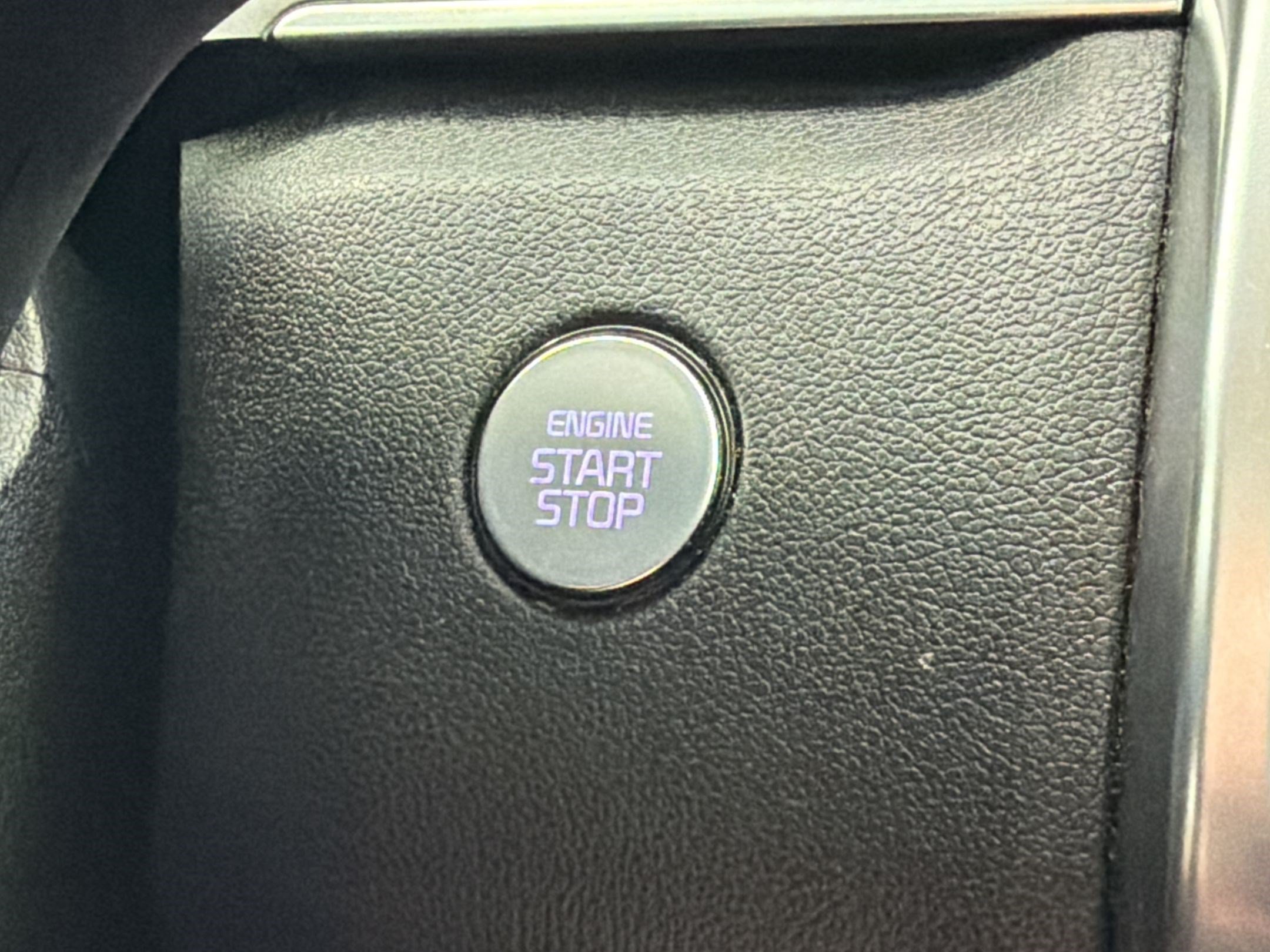 Used 2023 Kia Sorento S w/ Panoramic Sunroof Package FWD image 27